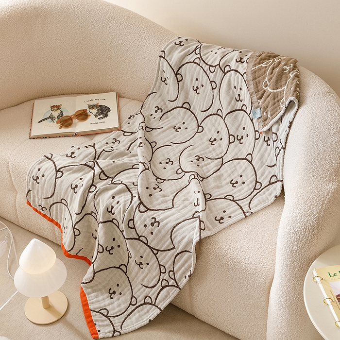 91家纺网 家纺一手货源 找家纺 麻依 2025新款全棉四层纱布浴巾披肩旅行毯 怪怪熊