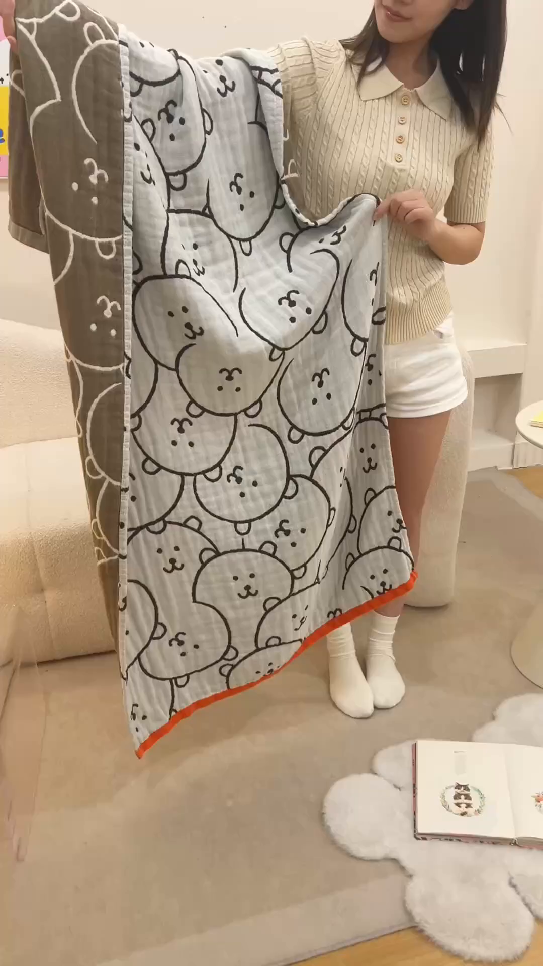 91家纺网 家纺一手货源 找家纺 麻依 2025新款全棉四层纱布浴巾披肩旅行毯 怪怪熊