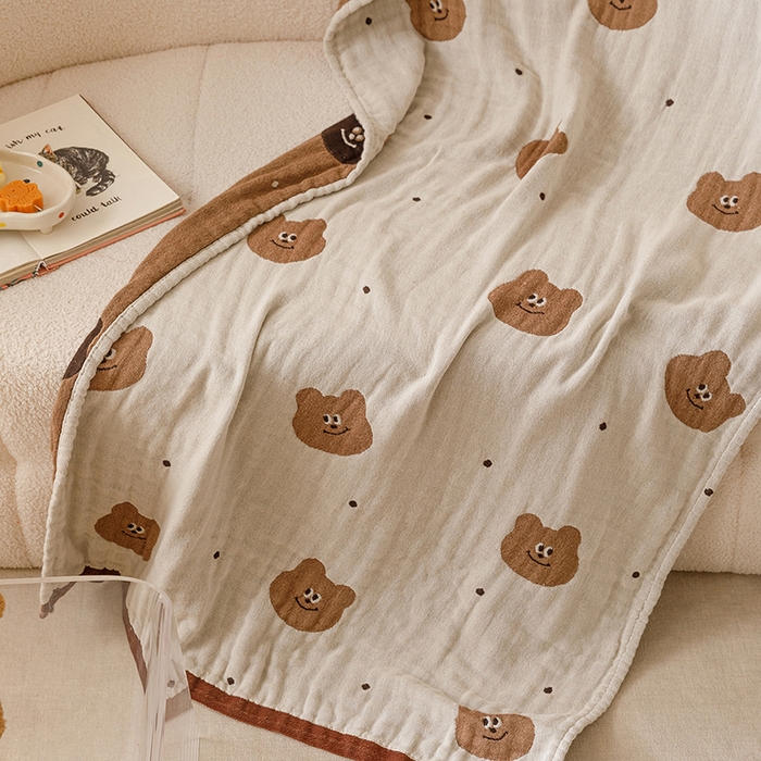 91家纺网 家纺一手货源 找家纺 麻依 2025新款全棉四层纱布浴巾披肩旅行毯 幻想熊