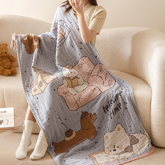 91家纺网 家纺一手货源 找家纺 麻依 2025新款全棉四层纱布浴巾披肩旅行毯 瞌睡狗狗