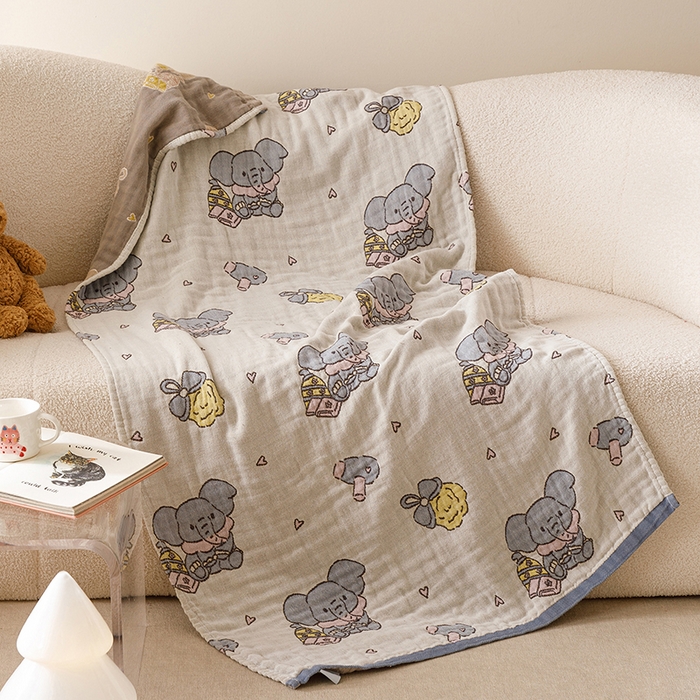 91家纺网 家纺一手货源 找家纺 麻依 2025新款全棉四层纱布浴巾披肩旅行毯 沐浴小象