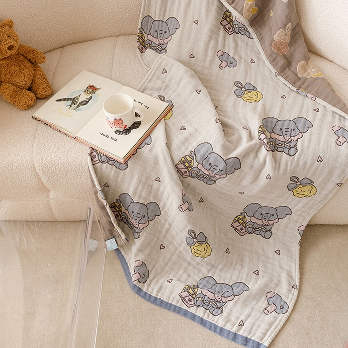 91家纺网 家纺一手货源 找家纺 麻依 2025新款全棉四层纱布浴巾披肩旅行毯 沐浴小象