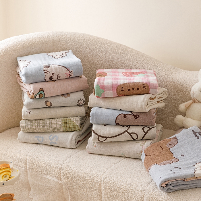 91家纺网 家纺一手货源 找家纺 麻依 2025新款全棉四层纱布浴巾披肩旅行毯 组合