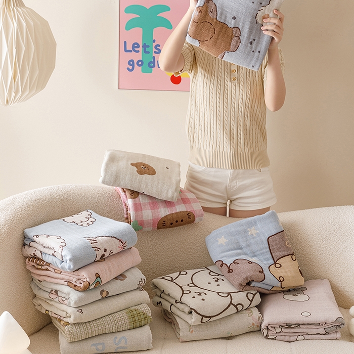 91家纺网 家纺一手货源 找家纺 麻依 2025新款全棉四层纱布浴巾披肩旅行毯 组合