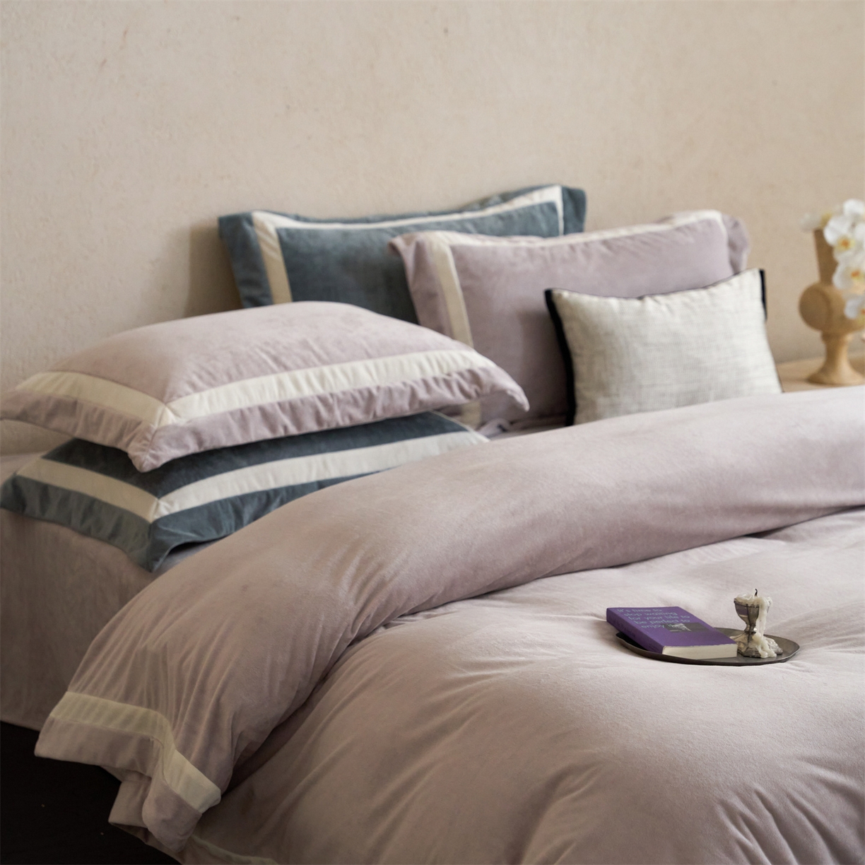 91家纺网 家纺一手货源 找家纺 （总）121 2025新款轻奢新法式德芙绒宝宝绒婴儿绒短毛绒牛奶绒四件套床单被套【提供买家秀】【会员-20】 平台控价券后不得低于318/338元