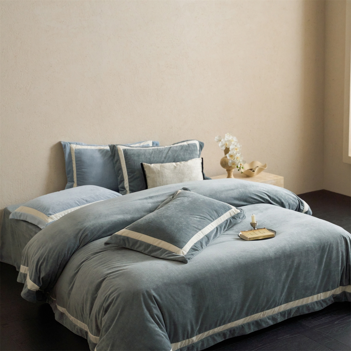 91家纺网 家纺一手货源 找家纺 121 2025新款轻奢新法式德芙绒宝宝绒婴儿绒短毛绒牛奶绒四件套床单被套 繁华-草木灰