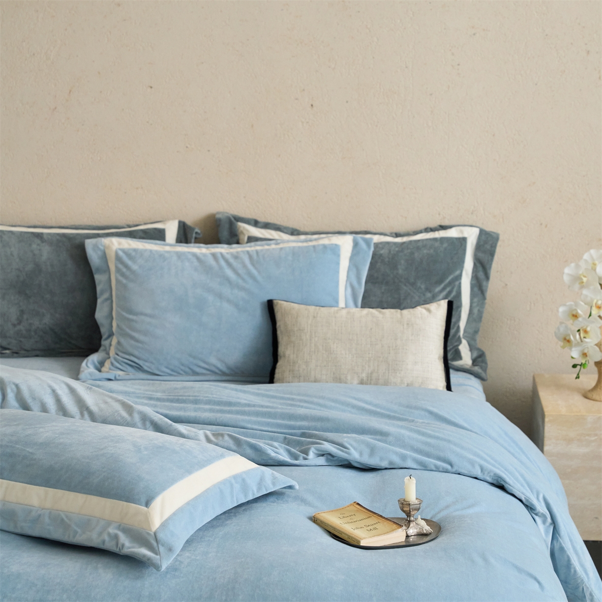 91家纺网 家纺一手货源 找家纺 121 2025新款轻奢新法式德芙绒宝宝绒婴儿绒短毛绒牛奶绒四件套床单被套 繁华-和煦蓝