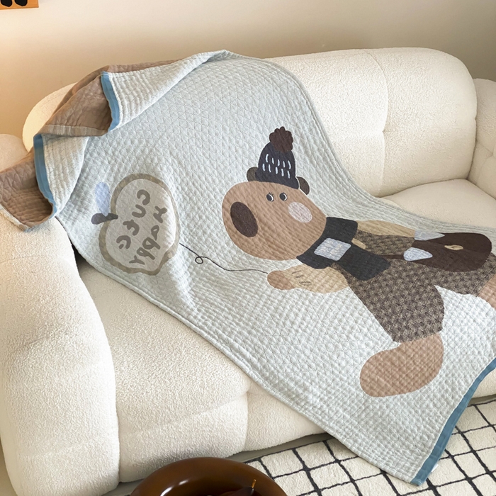 91家纺网 家纺一手货源 找家纺 麻依 2025新款软萌纱布浴巾四层全棉纱布浴巾 快乐卡皮 80*160