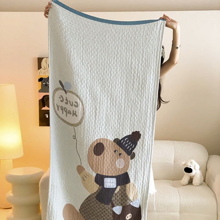 91家纺网 家纺一手货源 找家纺 麻依 2025新款软萌纱布浴巾四层全棉纱布浴巾 快乐卡皮 80*160