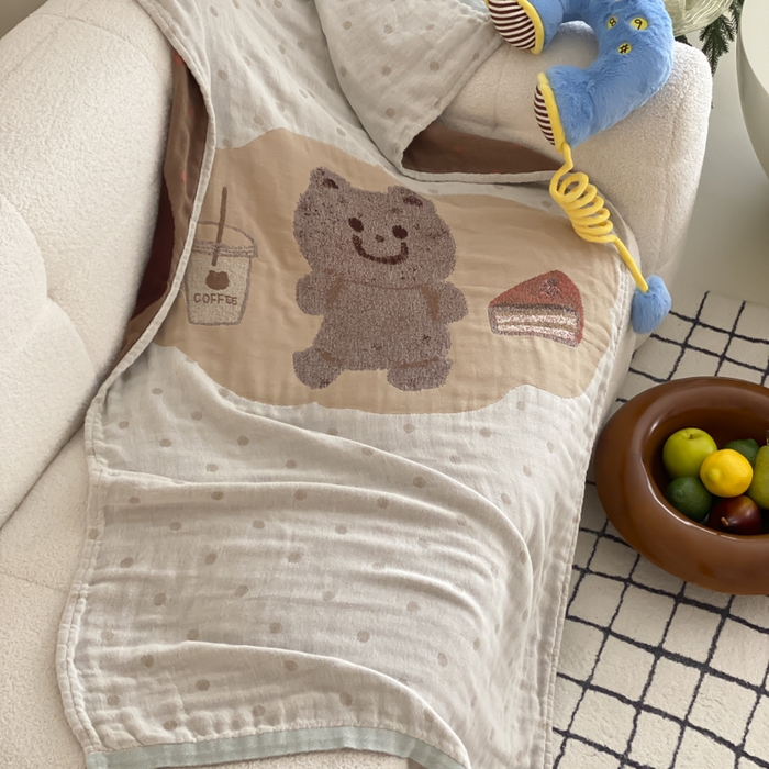 91家纺网 家纺一手货源 找家纺 麻依 2025新款软萌纱布浴巾四层全棉纱布浴巾 甜品熊 80*160