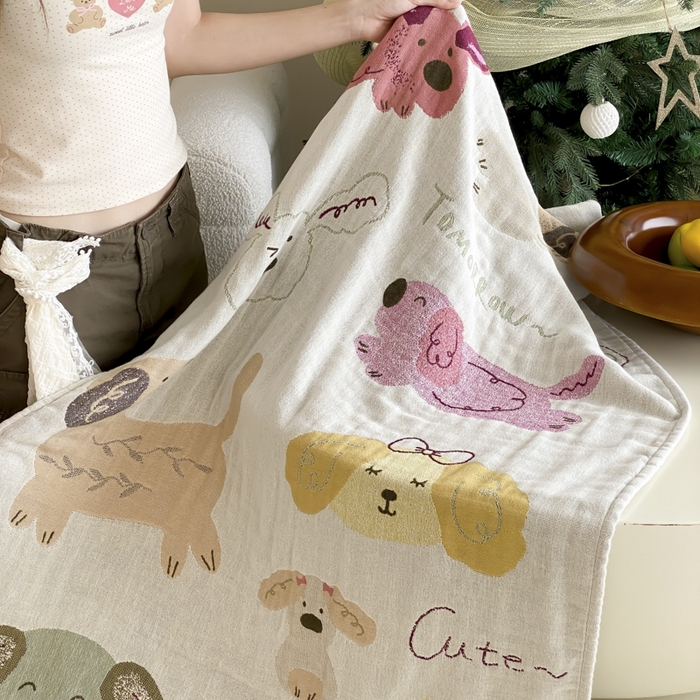 91家纺网 家纺一手货源 找家纺 麻依 2025新款软萌纱布浴巾四层全棉纱布浴巾 小狗的快乐 80*160