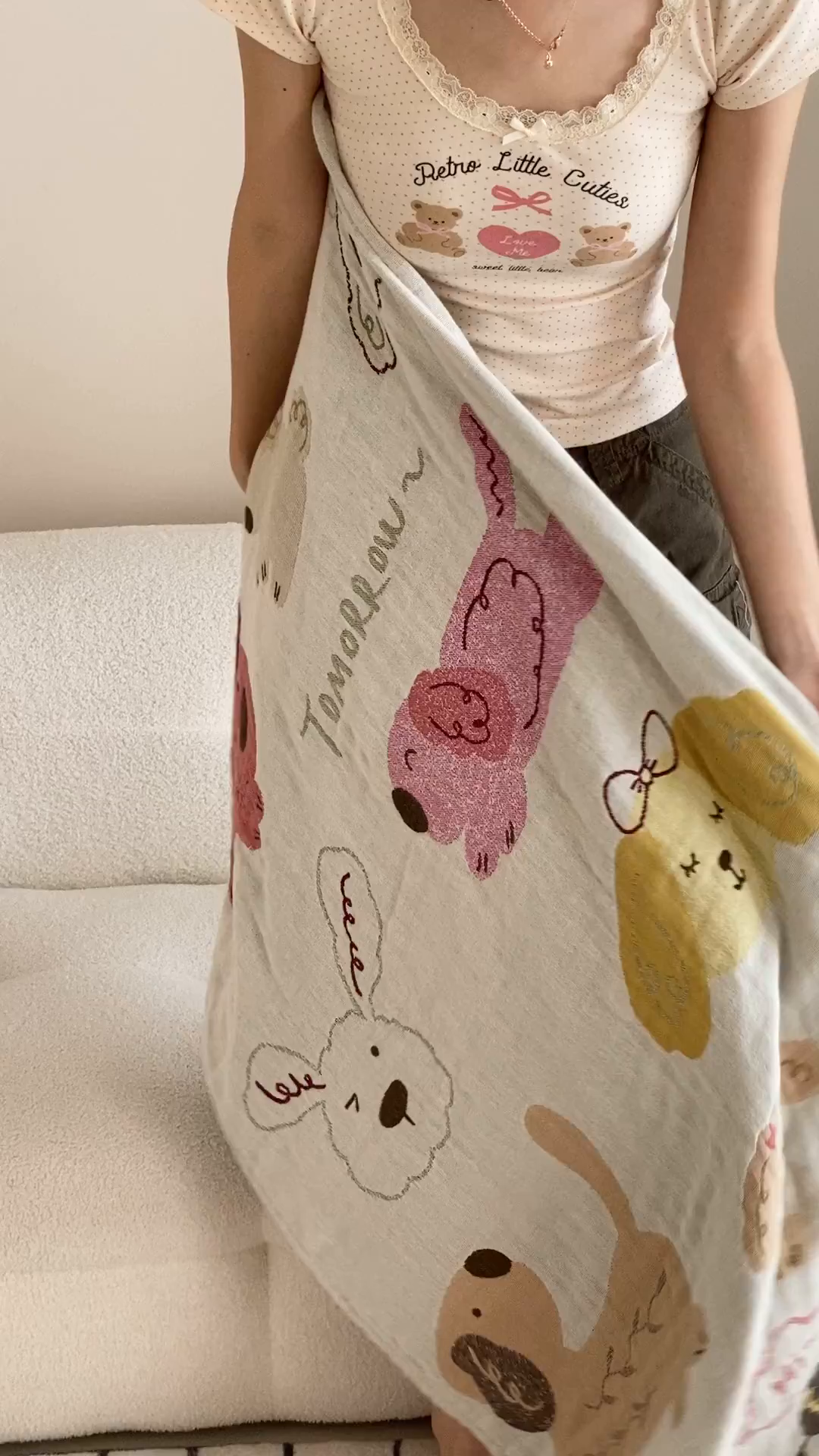 91家纺网 家纺一手货源 找家纺 麻依 2025新款软萌纱布浴巾四层全棉纱布浴巾 小狗的快乐 80*160