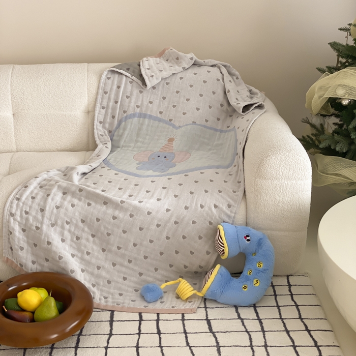 91家纺网 家纺一手货源 找家纺 麻依 2025新款软萌纱布浴巾四层全棉纱布浴巾 心心小象 80*160