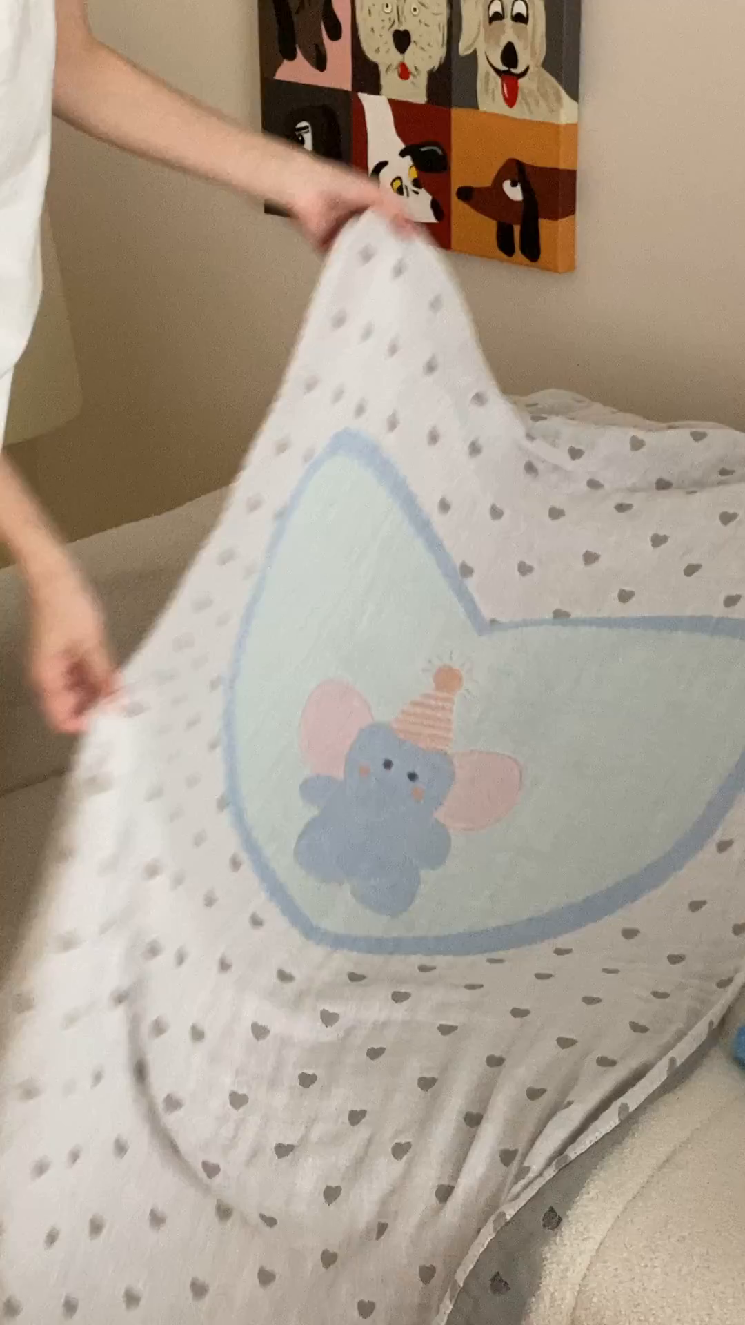 91家纺网 家纺一手货源 找家纺 麻依 2025新款软萌纱布浴巾四层全棉纱布浴巾 心心小象 80*160