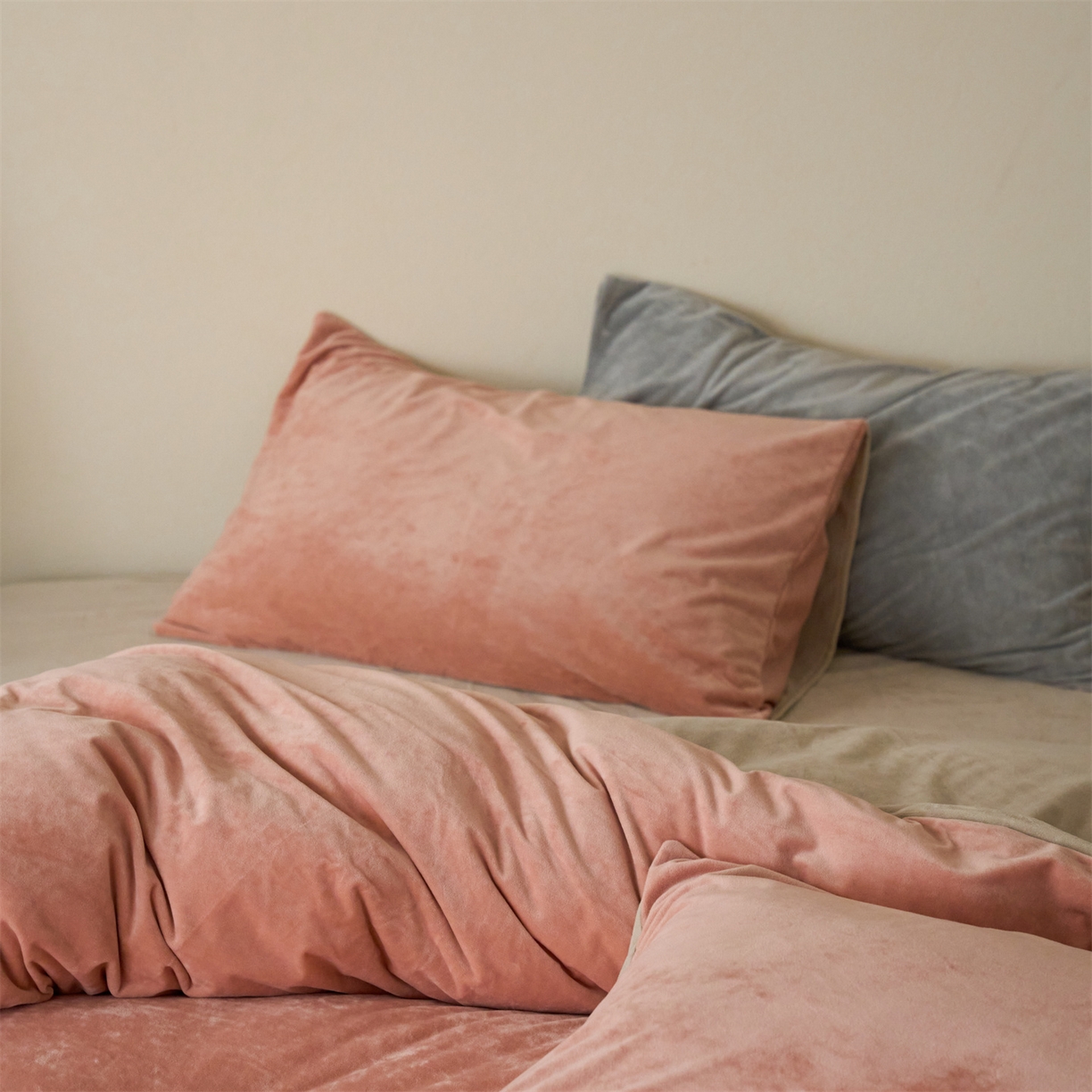 91家纺网 家纺一手货源 找家纺 （总）121 2025新款轻奢新法式德芙绒宝宝绒婴儿绒短毛绒牛奶绒四件套床单被套【会员-10】 平台控价券后不得低于168   218   238