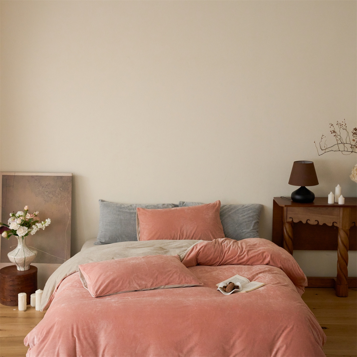 91家纺网 家纺一手货源 找家纺 121 2025新款轻奢新法式德芙绒宝宝绒婴儿绒短毛绒牛奶绒四件套床单被套 柔粉奶杏