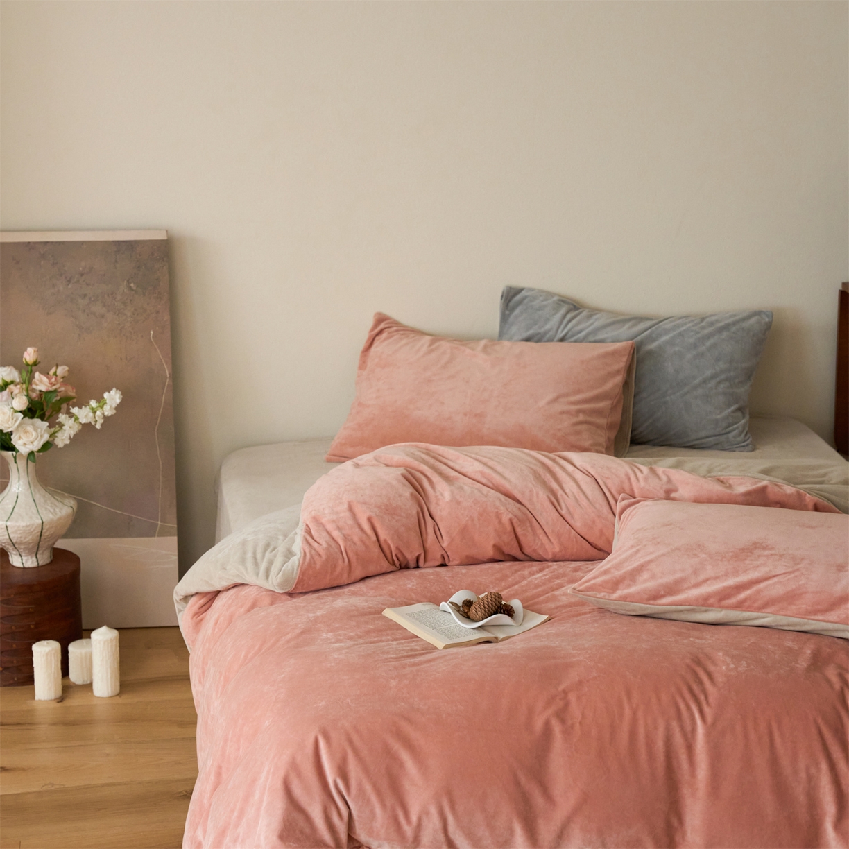 91家纺网 家纺一手货源 找家纺 121 2025新款轻奢新法式德芙绒宝宝绒婴儿绒短毛绒牛奶绒四件套床单被套 柔粉奶杏