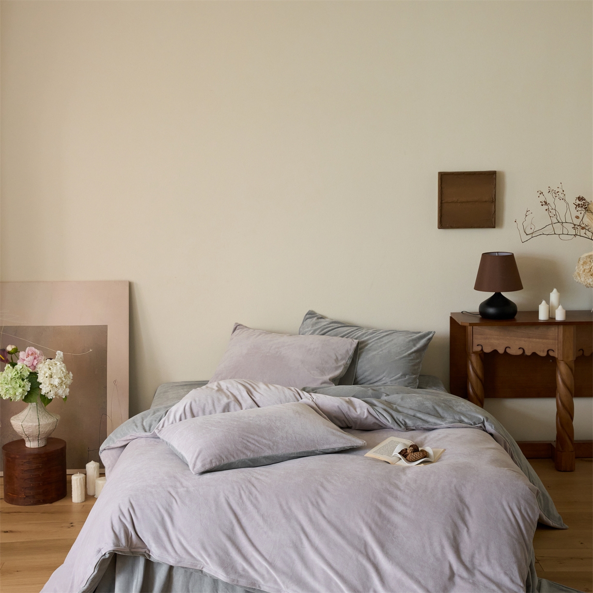 91家纺网 家纺一手货源 找家纺 121 2025新款轻奢新法式德芙绒宝宝绒婴儿绒短毛绒牛奶绒四件套床单被套 雾紫烟灰