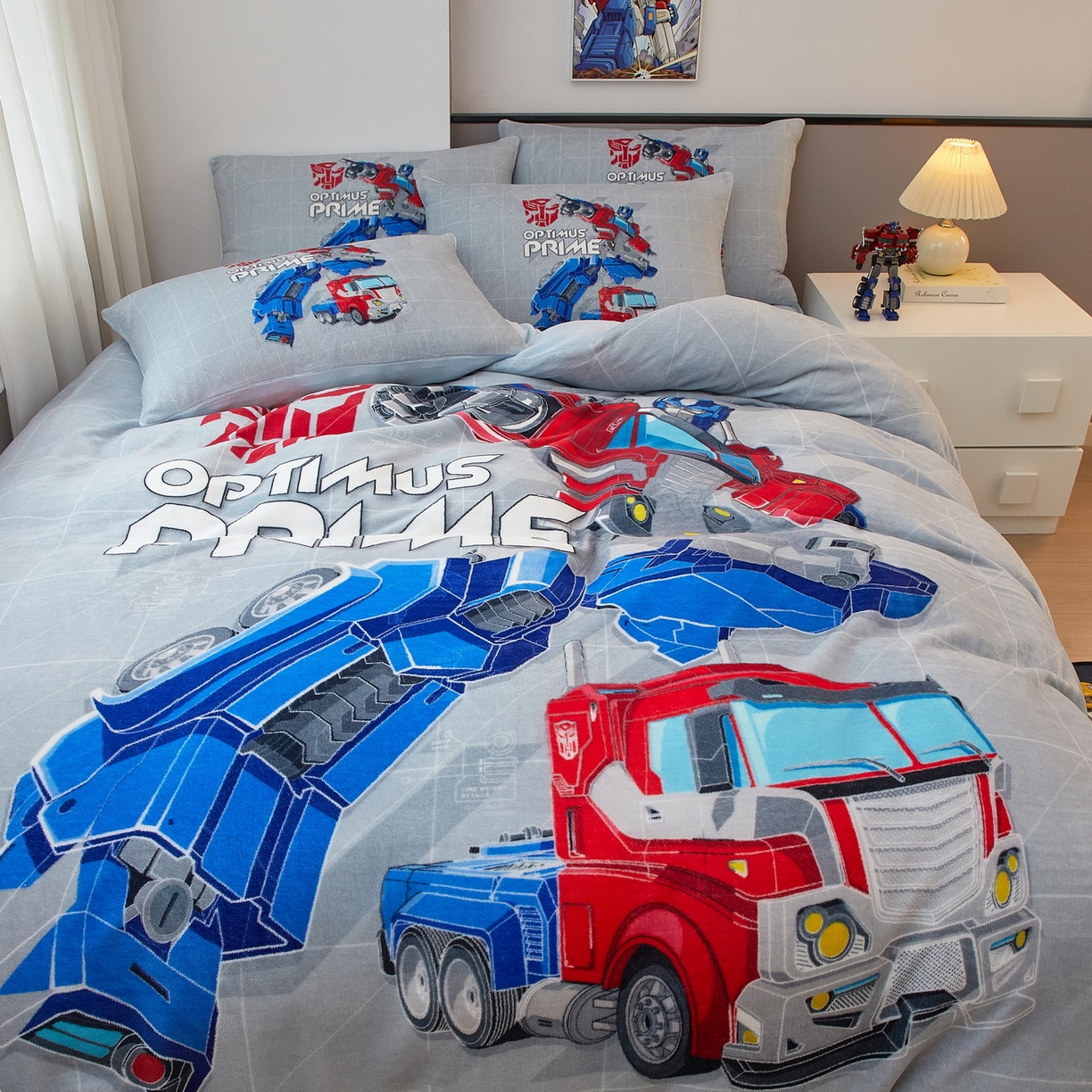 91家纺网 家纺一手货源 找家纺 蘭菲家纺 2025新款变形金刚牛奶绒四件套 6号