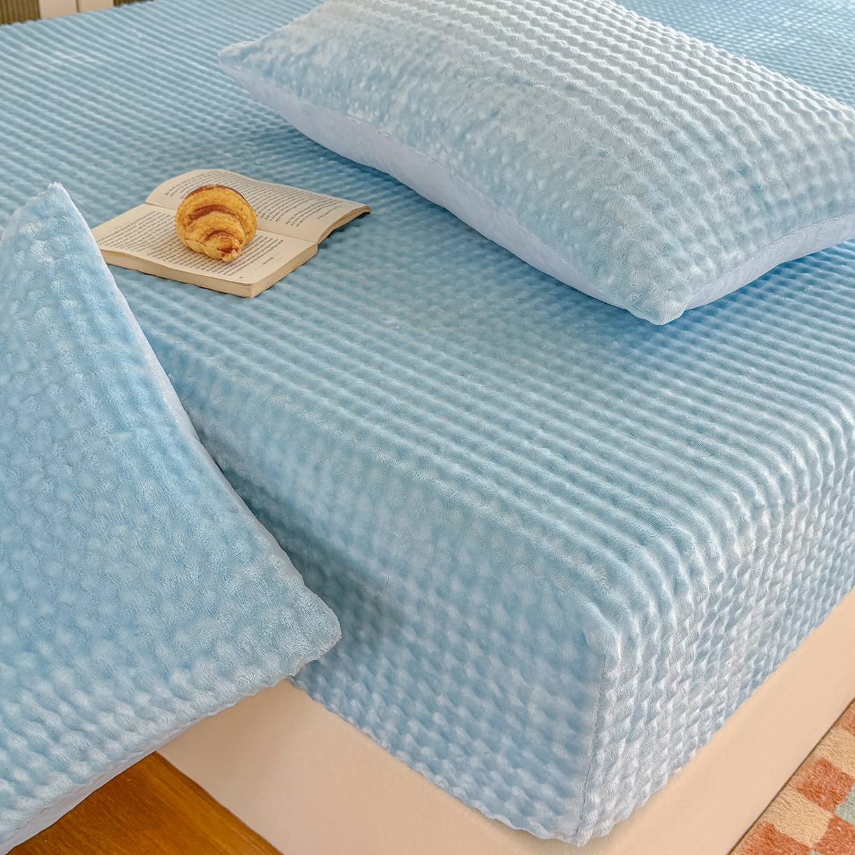 91家纺网 家纺一手货源 找家纺 （总）十一家居 2025年新款A类高克重仿兔毛泡泡绒单床笠单品床笠床笠单件