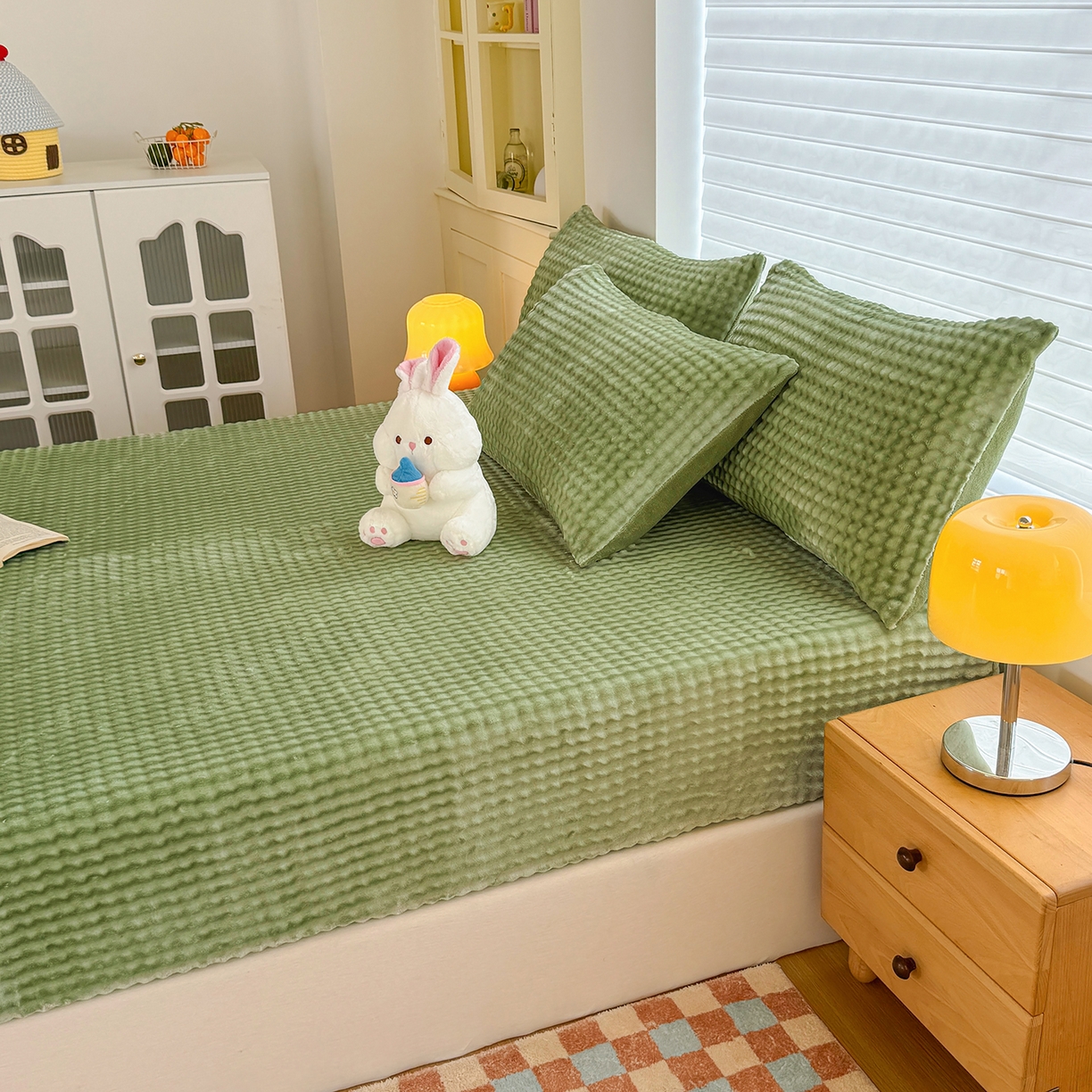 91家纺网 家纺一手货源 找家纺 十一家居 2025年新款A类高克重仿兔毛泡泡绒单床笠单品床笠床笠单件 青草绿