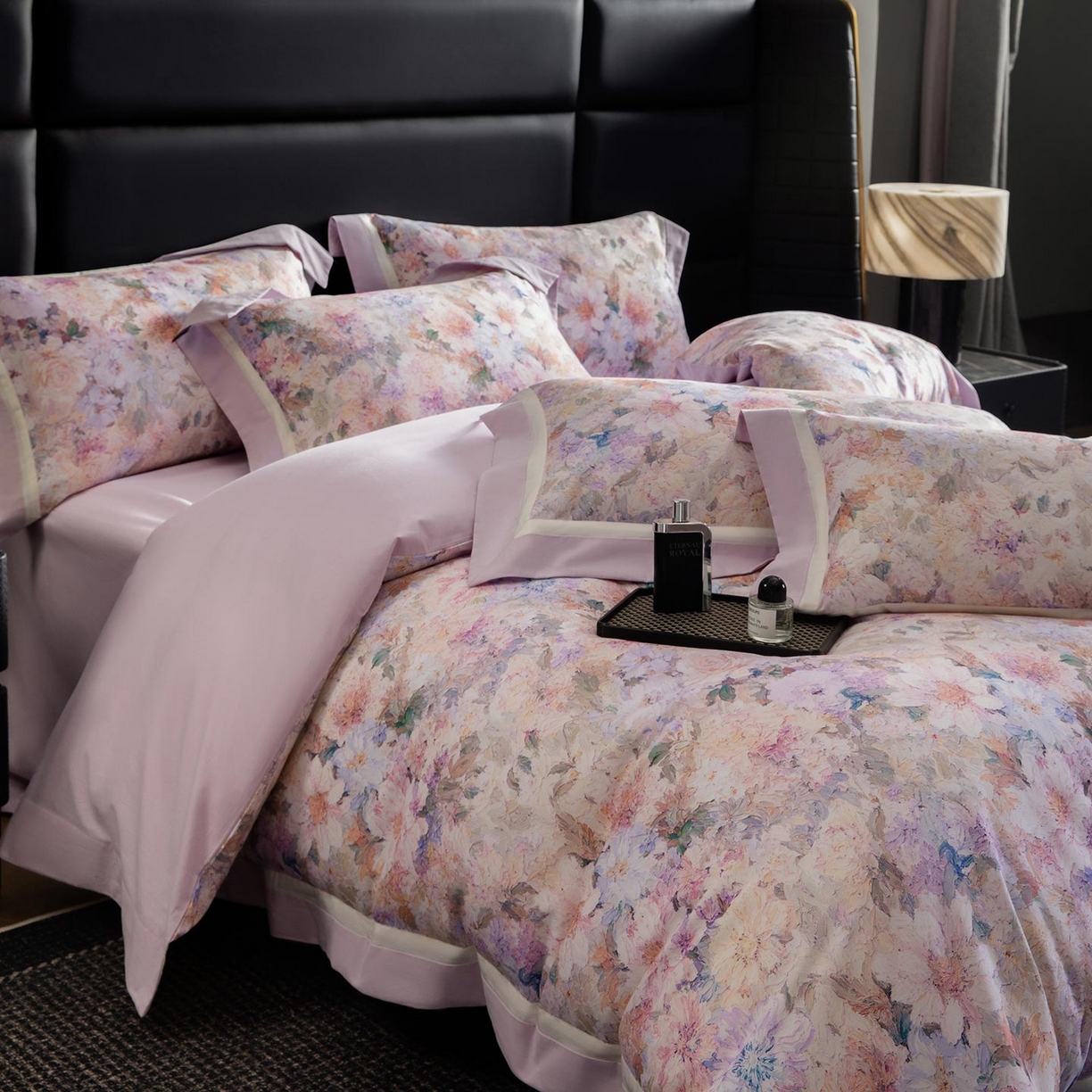 91家纺网 家纺一手货源 找家纺  2025秋冬季A类加厚全棉磨毛四件套纯棉保暖美式轻奢长绒棉数码印花高端床上用品 花弄影-紫