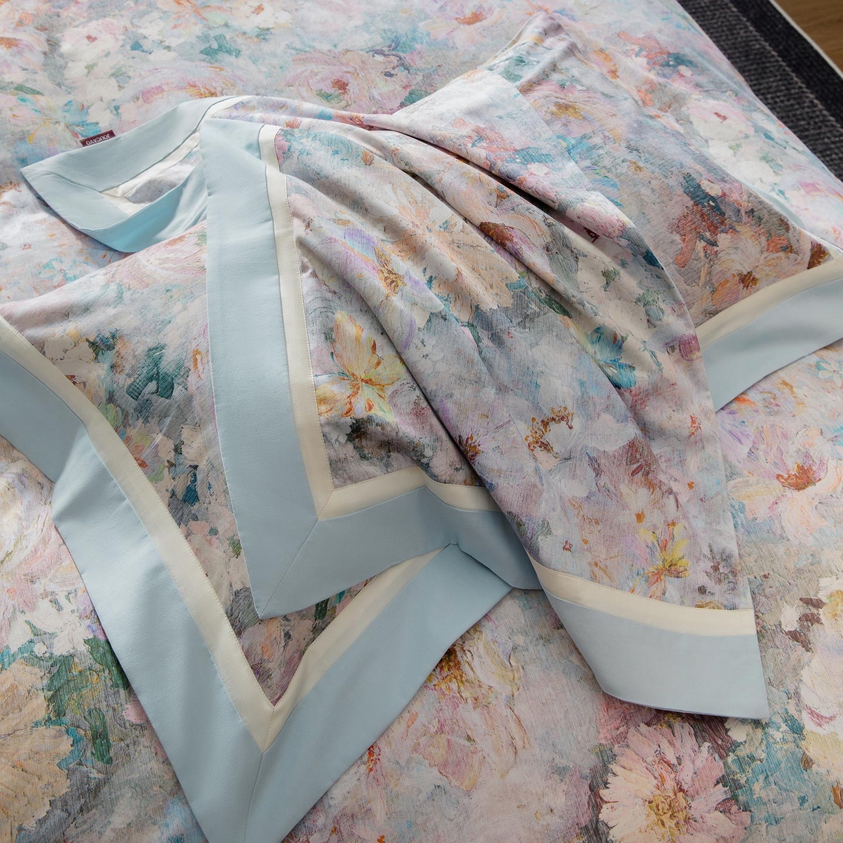 91家纺网 家纺一手货源 找家纺  2025秋冬季A类加厚全棉磨毛四件套纯棉保暖美式轻奢长绒棉数码印花高端床上用品 花弄影-蓝