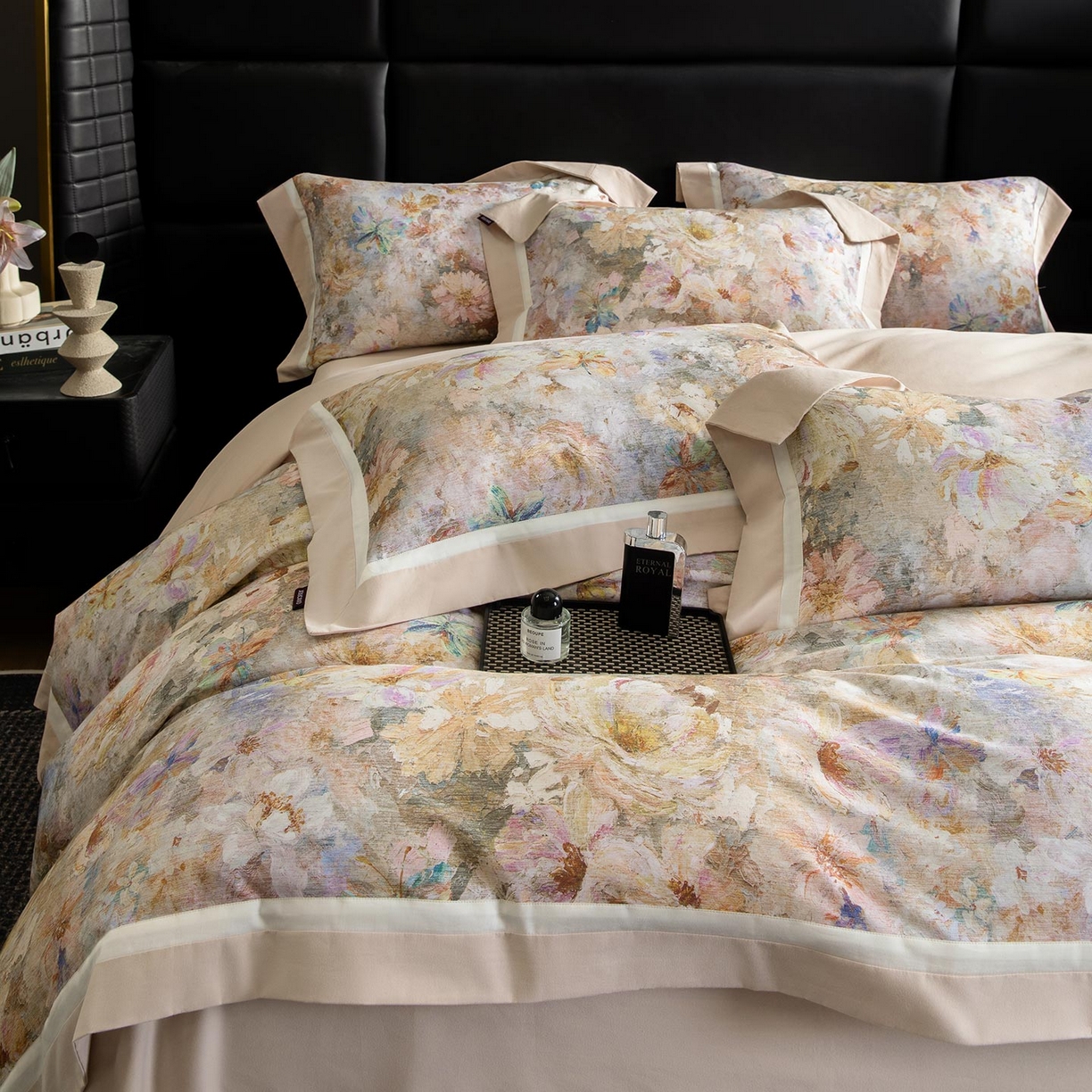 91家纺网 家纺一手货源 找家纺  2025秋冬季A类加厚全棉磨毛四件套纯棉保暖美式轻奢长绒棉数码印花高端床上用品 花弄影-米