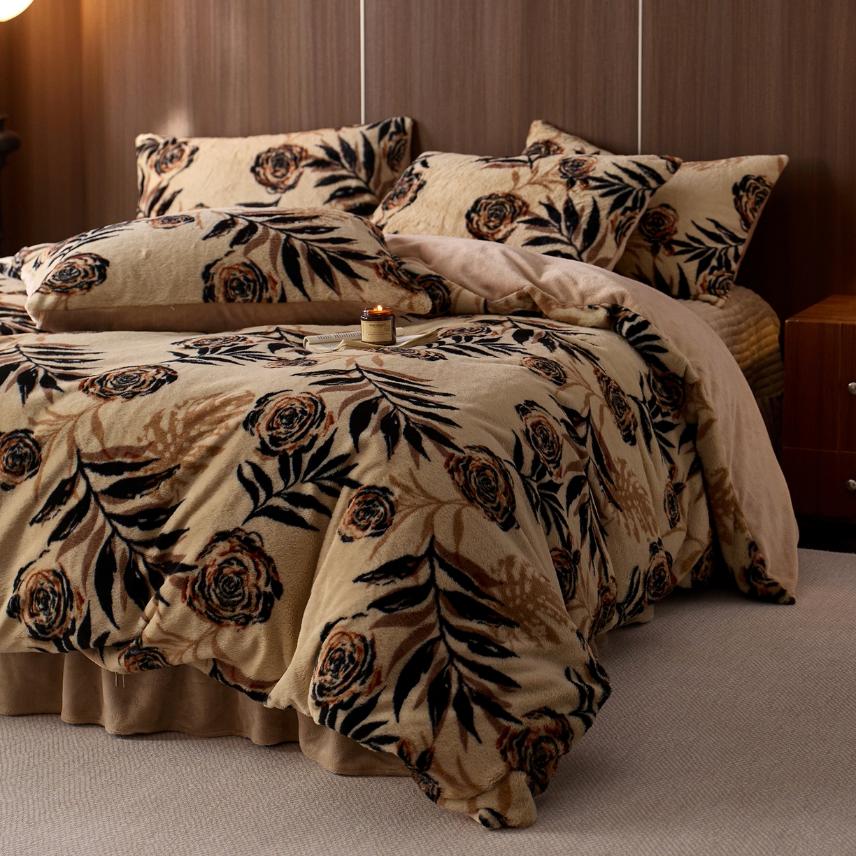 91家纺网 家纺一手货源 找家纺 眠博士 2025新款加厚兔兔绒印花牛奶绒床盖四件套 床盖款-花朵暖咖