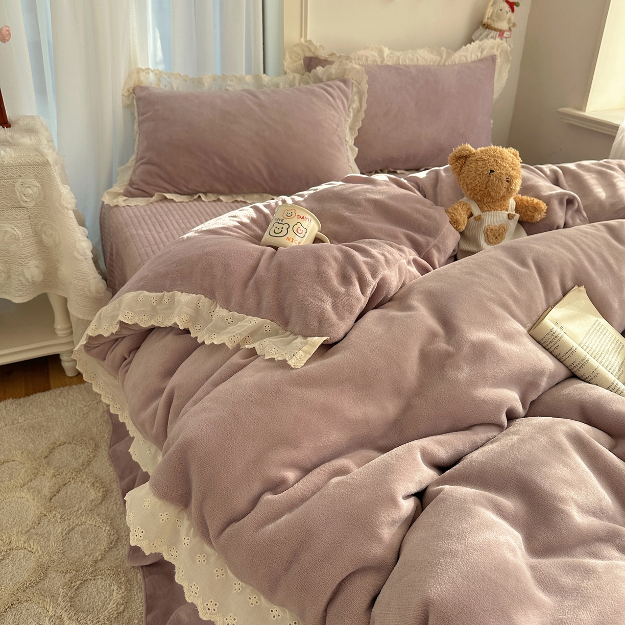 91家纺网 家纺一手货源 找家纺 （总）欧尚 2025新款牛奶绒花边床盖四件套