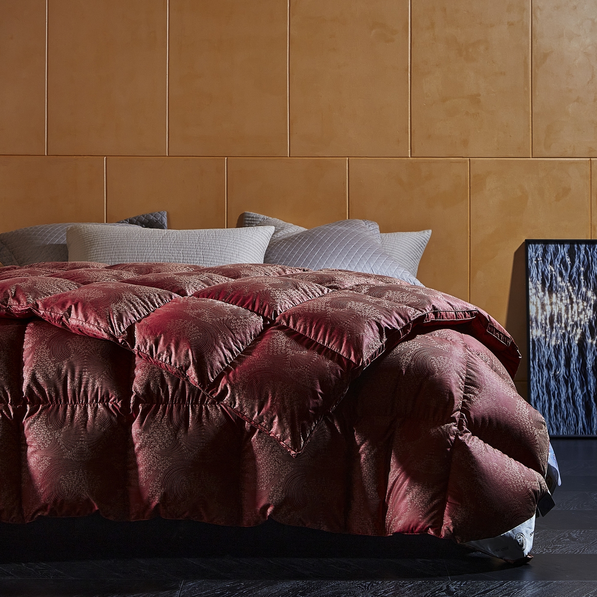 91家纺网 家纺一手货源 找家纺 暖羽屋羽绒馆 2025新款95白鹅绒被芯 婚庆鹅绒被子 结婚喜被 双人2米大红冬被 恋羽 红