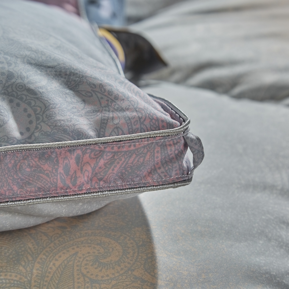 91家纺网 家纺一手货源 找家纺 暖羽屋羽绒馆 2025新款磨毛糯棉鹅绒丝被芯 白鹅绒被子 羽毛被子 双人羽绒被冬被婚庆春秋被 云梦