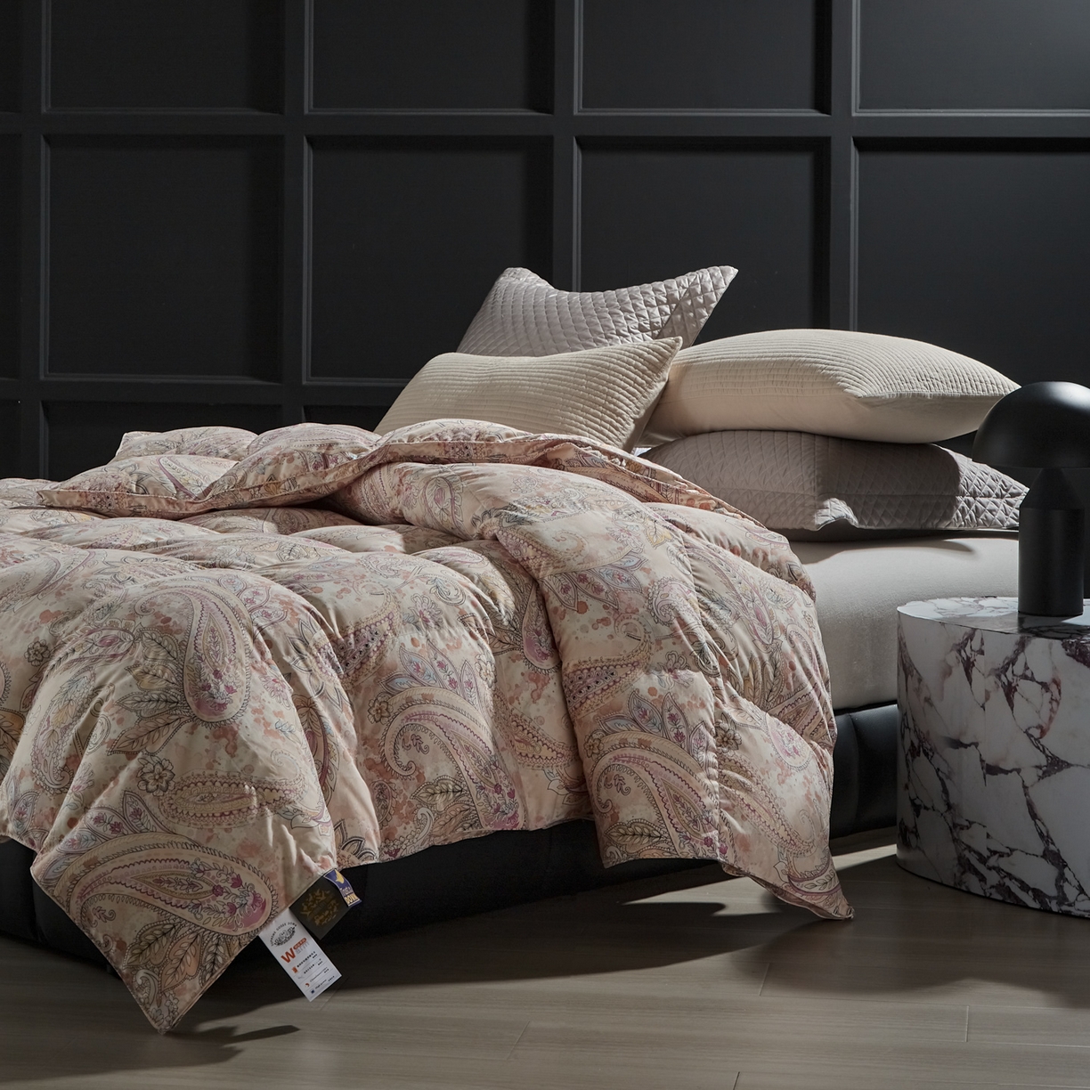 91家纺网 家纺一手货源 找家纺 暖羽屋羽绒馆 2025新款磨毛糯棉鹅绒丝被芯 白鹅绒被子 羽毛被子 双人羽绒被冬被婚庆春秋被 云端