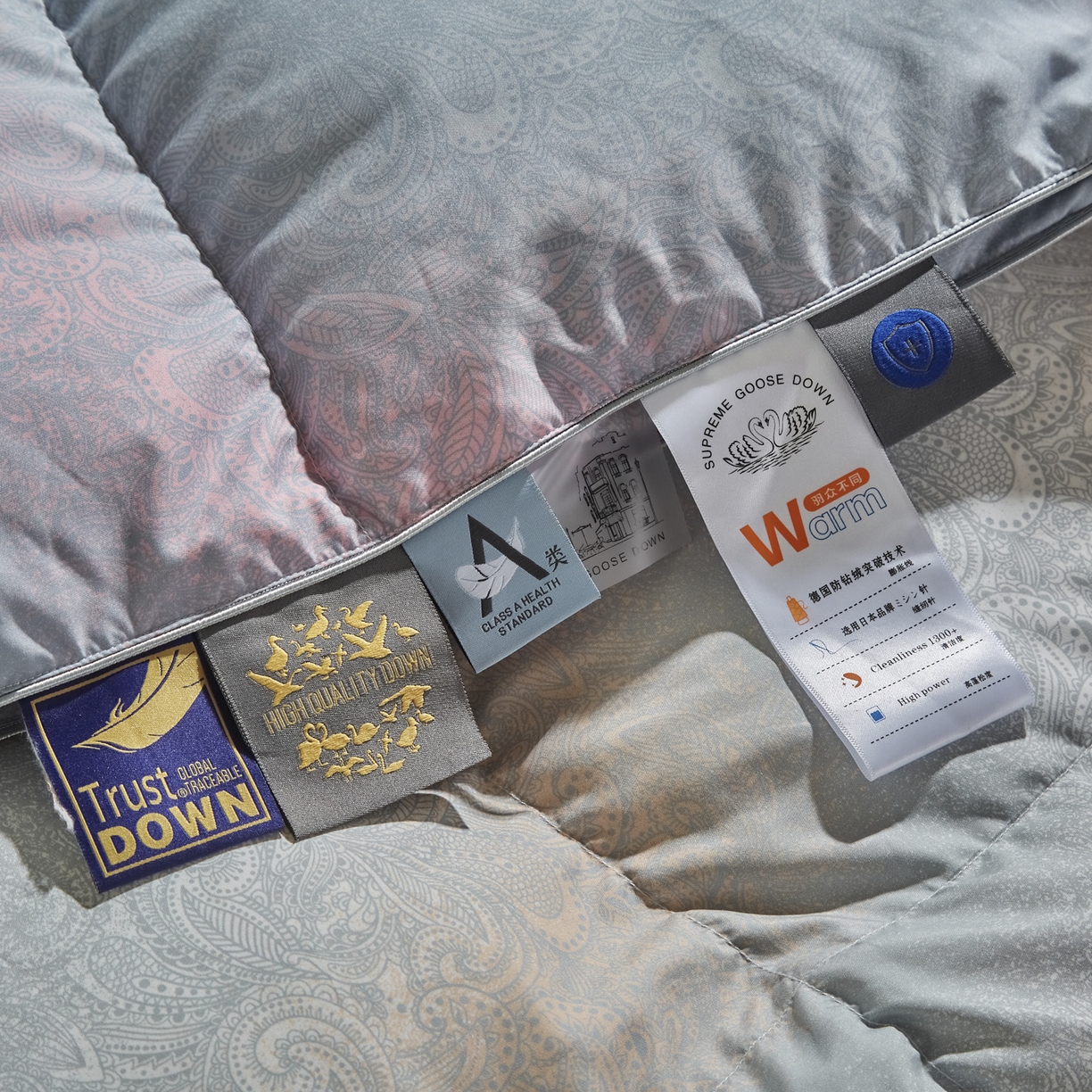 91家纺网 家纺一手货源 找家纺 暖羽屋羽绒馆 2025新款磨毛糯棉鹅绒丝被芯 白鹅绒被子 羽毛被子 双人羽绒被冬被婚庆春秋被 云梦