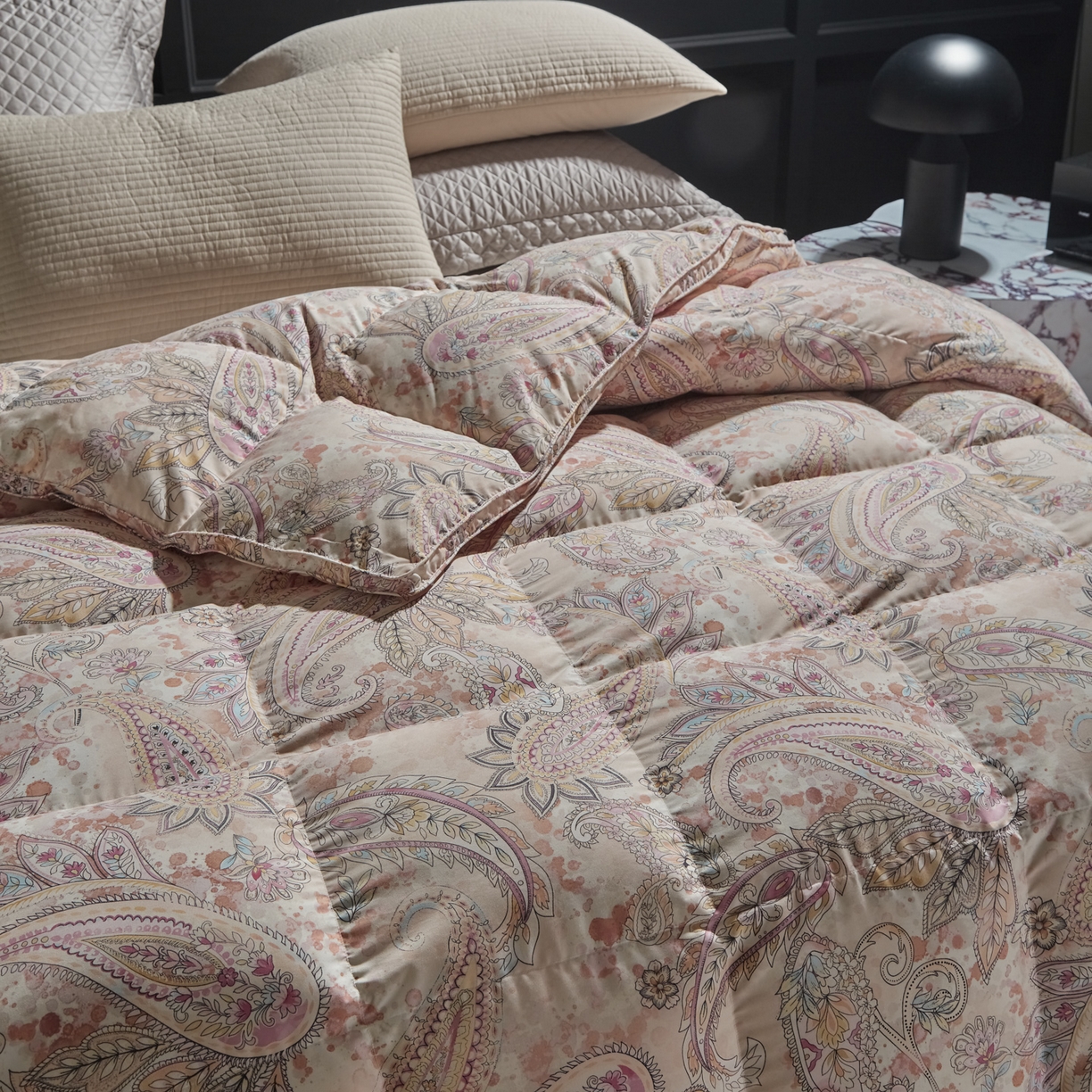 91家纺网 家纺一手货源 找家纺 暖羽屋羽绒馆 2025新款磨毛糯棉鹅绒丝被芯 白鹅绒被子 羽毛被子 双人羽绒被冬被婚庆春秋被 云端