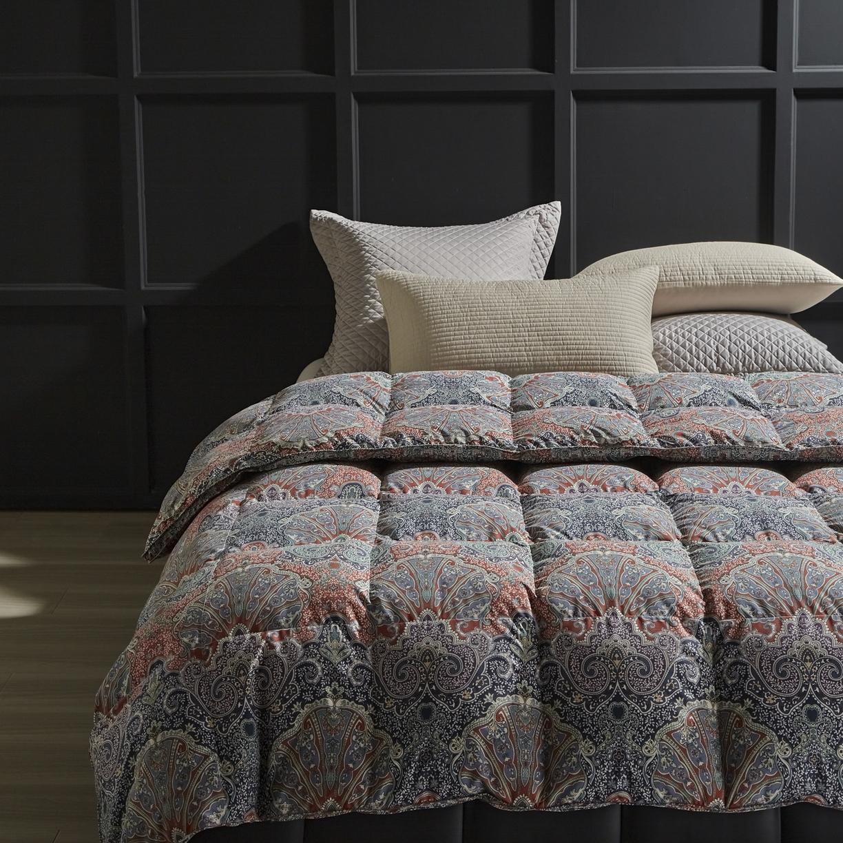 91家纺网 家纺一手货源 找家纺 （总）暖羽屋羽绒馆 2025新款印花鹅绒丝被芯 白鹅绒羽毛被子 双人加厚冬被 春秋被子2米