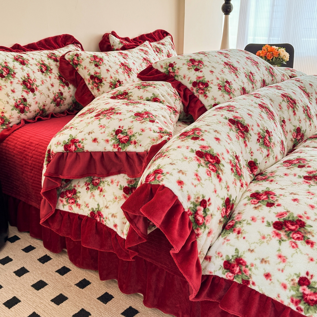 91家纺网 家纺一手货源 找家纺 慕晨 2025新款花边牛奶绒床盖四件套 梨花洛