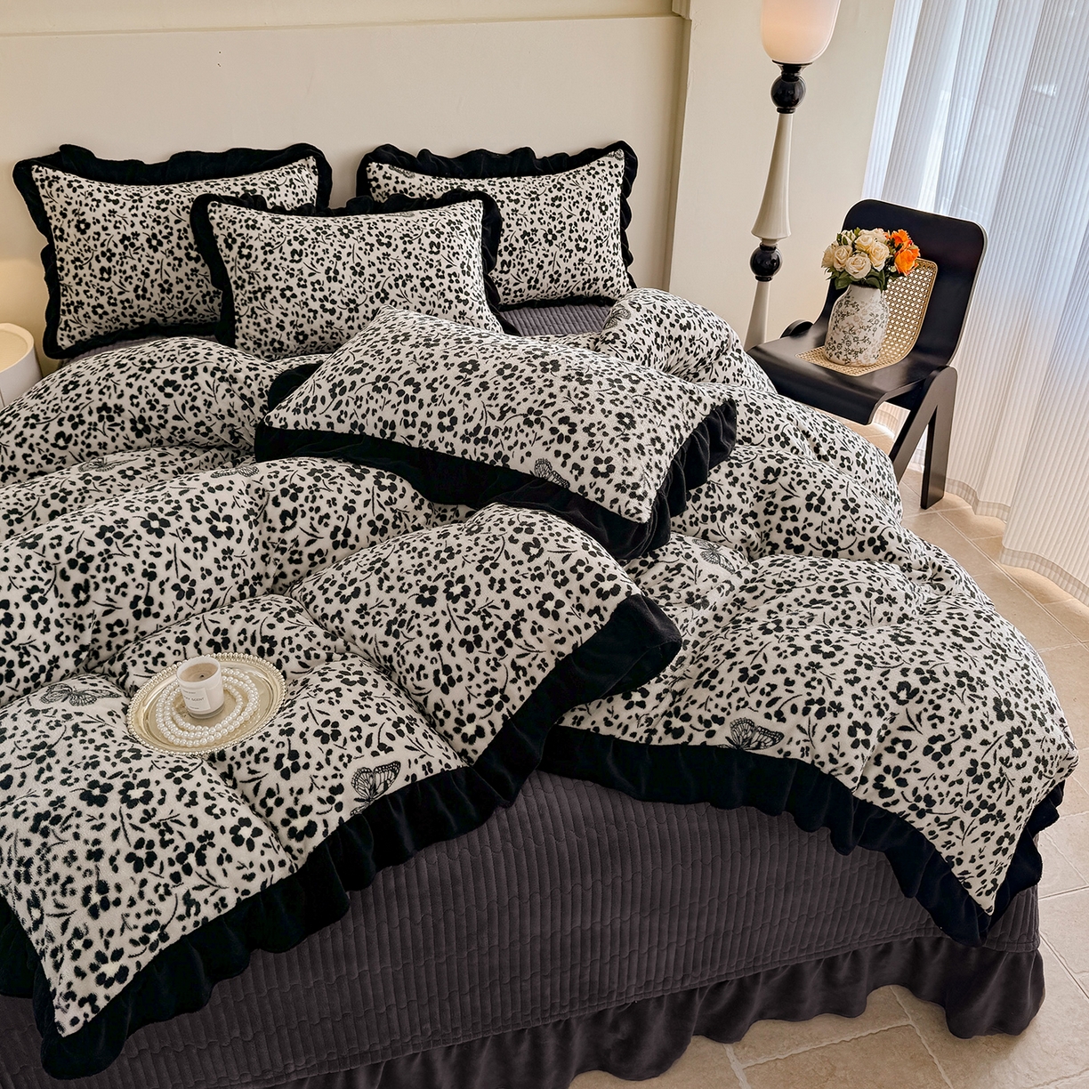 91家纺网 家纺一手货源 找家纺 慕晨 2025新款花边牛奶绒床盖四件套 暗香