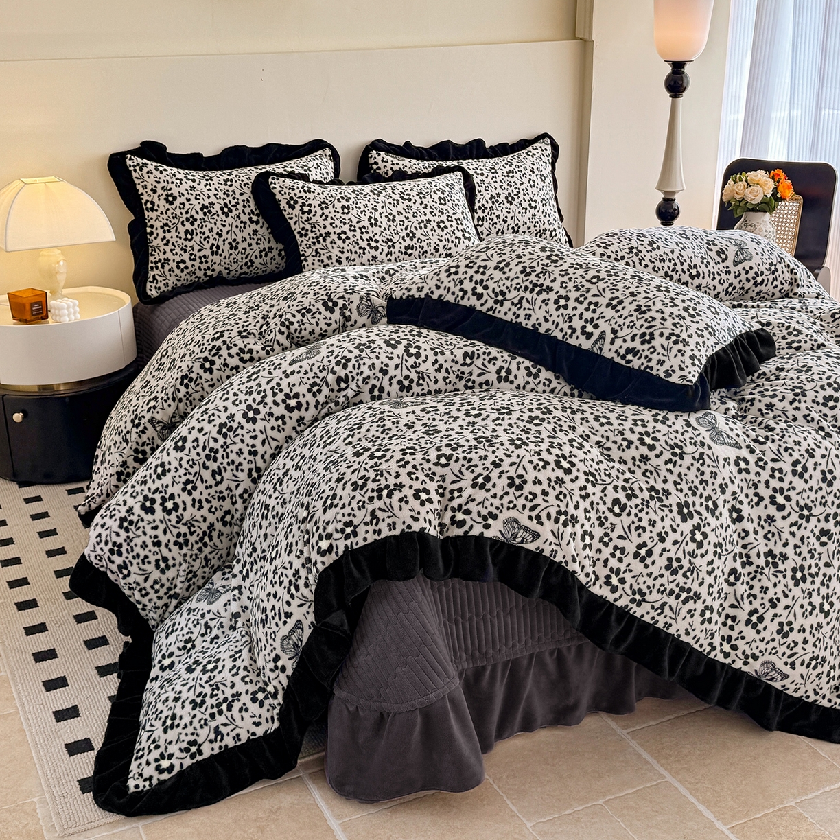 91家纺网 家纺一手货源 找家纺 慕晨 2025新款花边牛奶绒床盖四件套 暗香