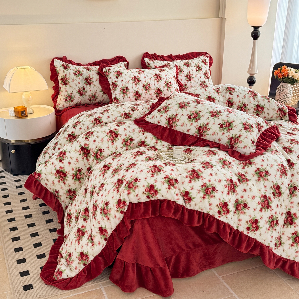 91家纺网 家纺一手货源 找家纺 慕晨 2025新款花边牛奶绒床盖四件套 梨花洛