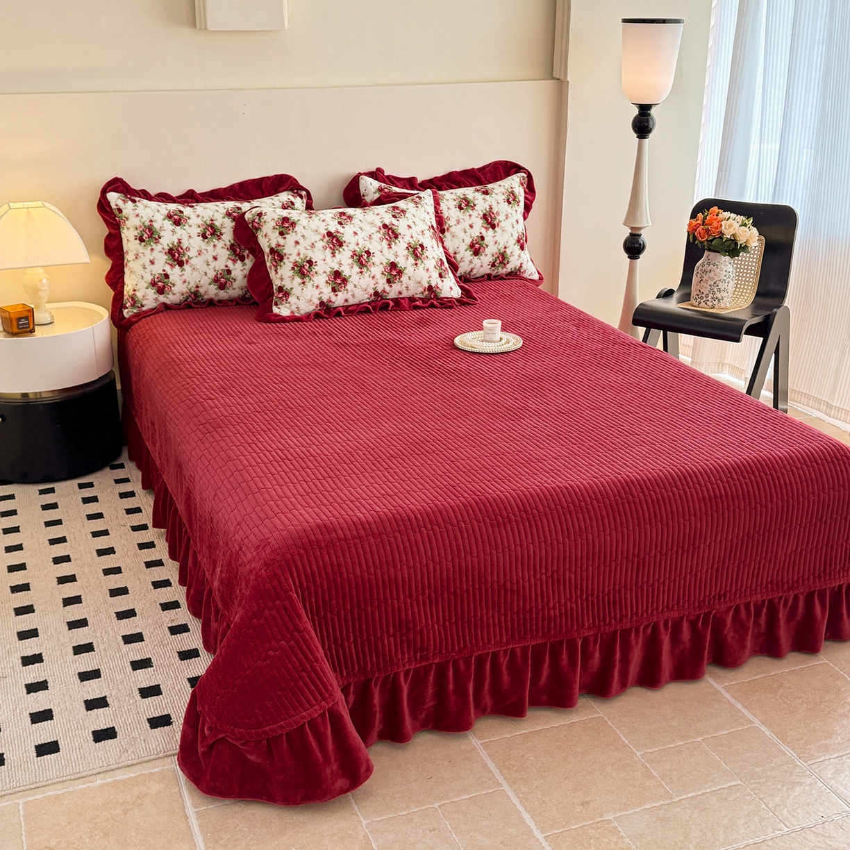 91家纺网 家纺一手货源 找家纺 慕晨 2025新款花边牛奶绒床盖四件套 梨花洛