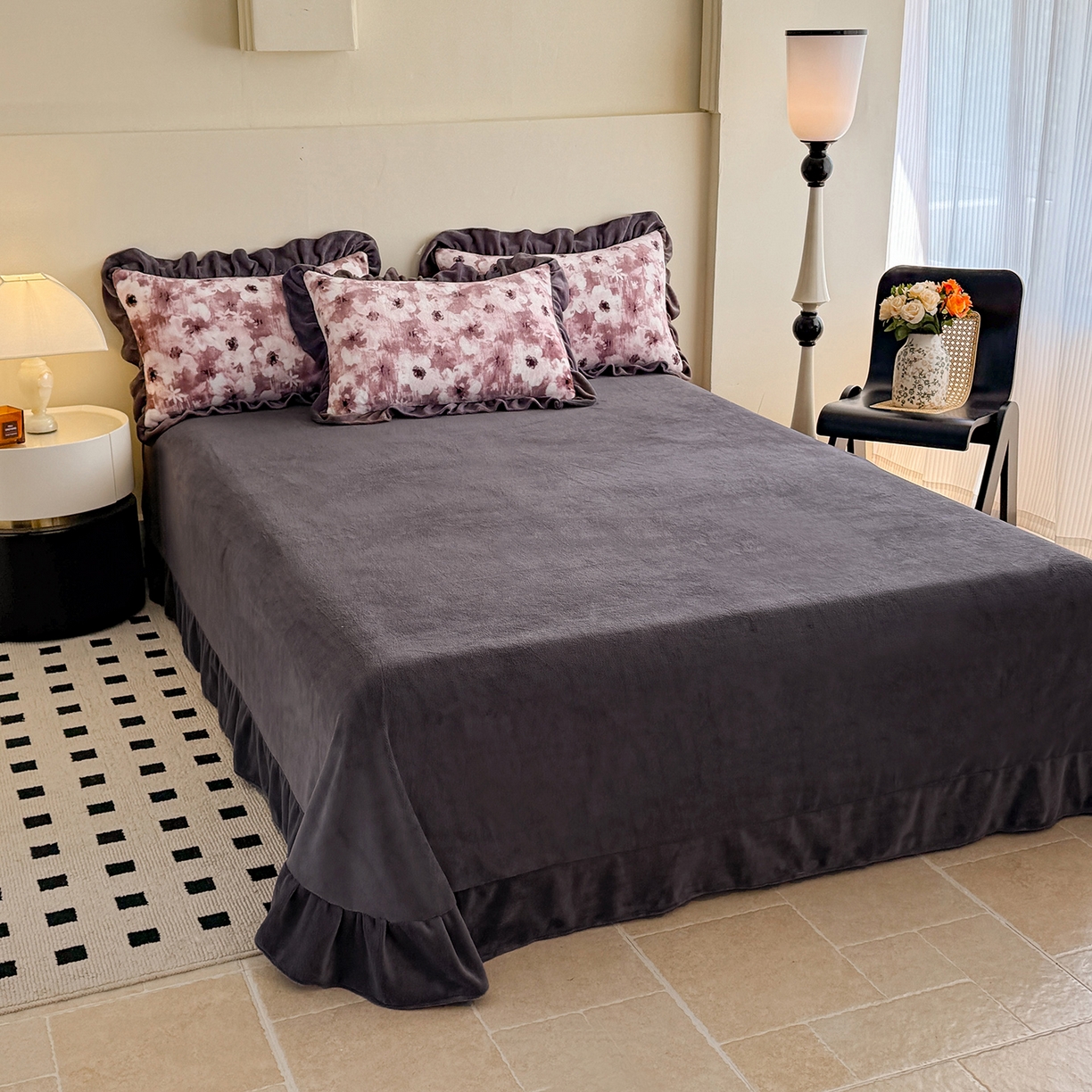 91家纺网 家纺一手货源 找家纺 慕晨 2025新款花边牛奶绒床盖四件套 织梦繁花