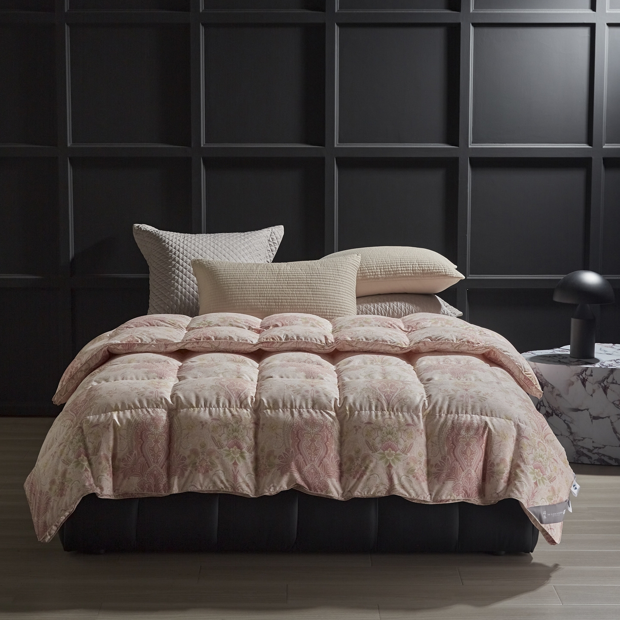 91家纺网 家纺一手货源 找家纺 （总）暖羽屋羽绒馆 2025新款印花鹅绒丝被芯 白鹅绒羽毛被子 双人加厚冬被 春秋被子2米