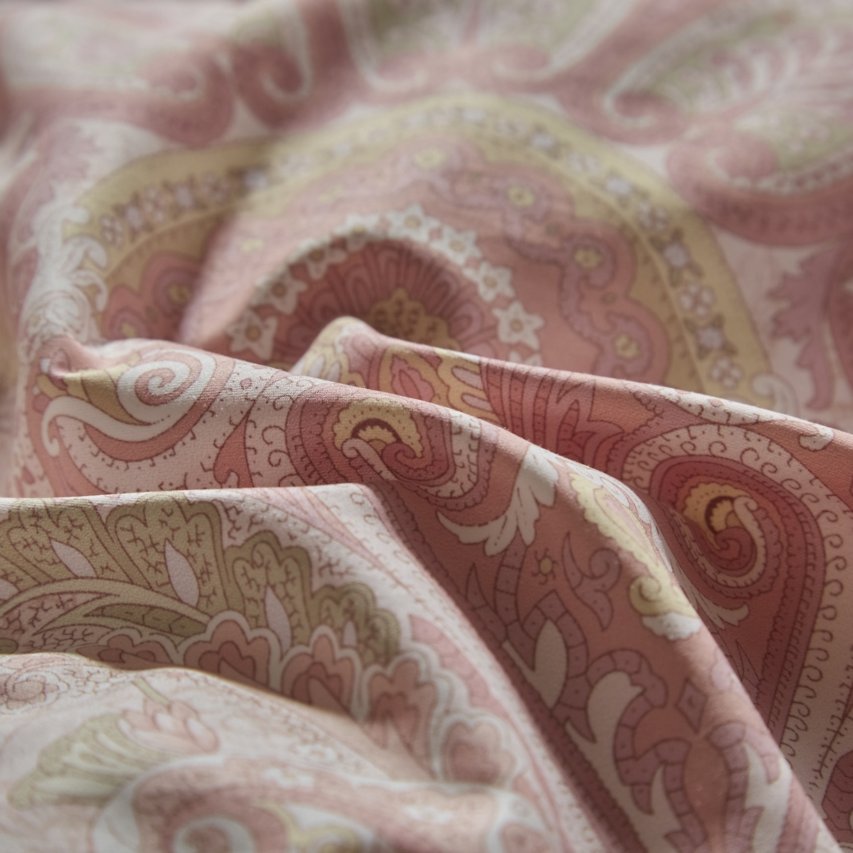 91家纺网 家纺一手货源 找家纺 暖羽屋羽绒馆 2025新款印花鹅绒丝被芯 白鹅绒羽毛被子 双人加厚冬被 春秋被子2米 翡翠粉