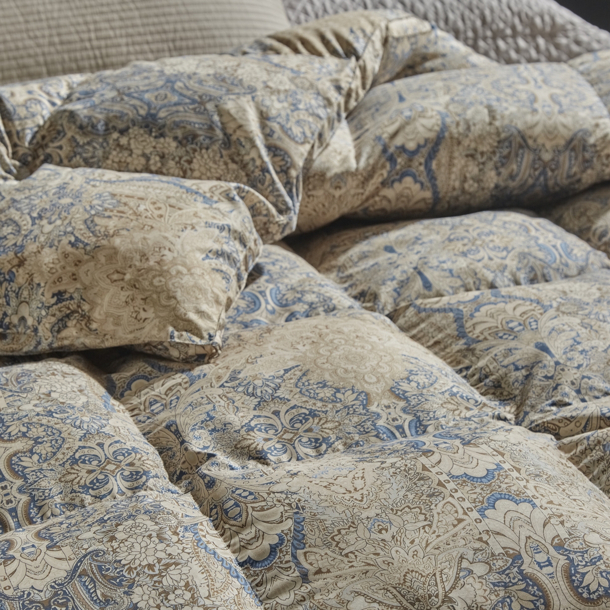 91家纺网 家纺一手货源 找家纺 暖羽屋羽绒馆 2025新款印花鹅绒丝被芯 白鹅绒羽毛被子 双人加厚冬被 春秋被子2米 千婉