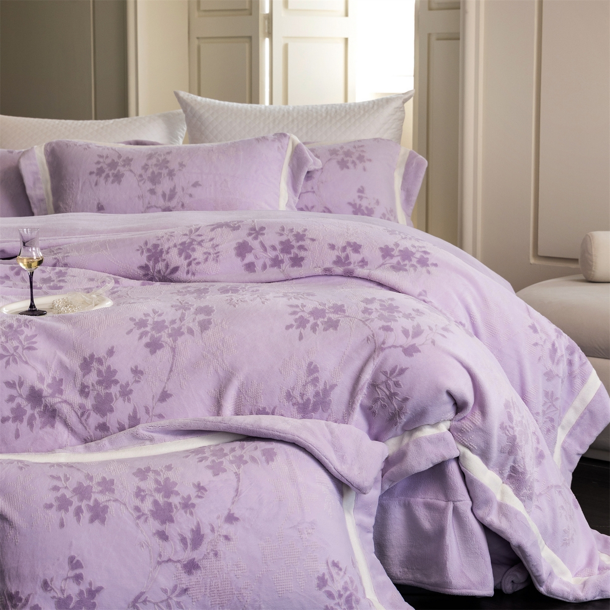 91家纺网 家纺一手货源 找家纺 馨蕊 2025新款秋冬轻奢煦暖绒雕花绒系列四件套-绒澜韵 【券后控价318/338】 绒澜韵-婉若紫