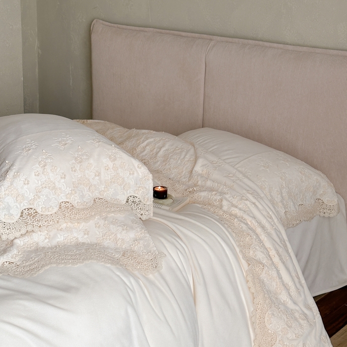 91家纺网 家纺一手货源 找家纺 佳汐蓝家纺 2025新款230g婴肤绒立体刺绣花边四件套-秘密花园 秘密花园-白色