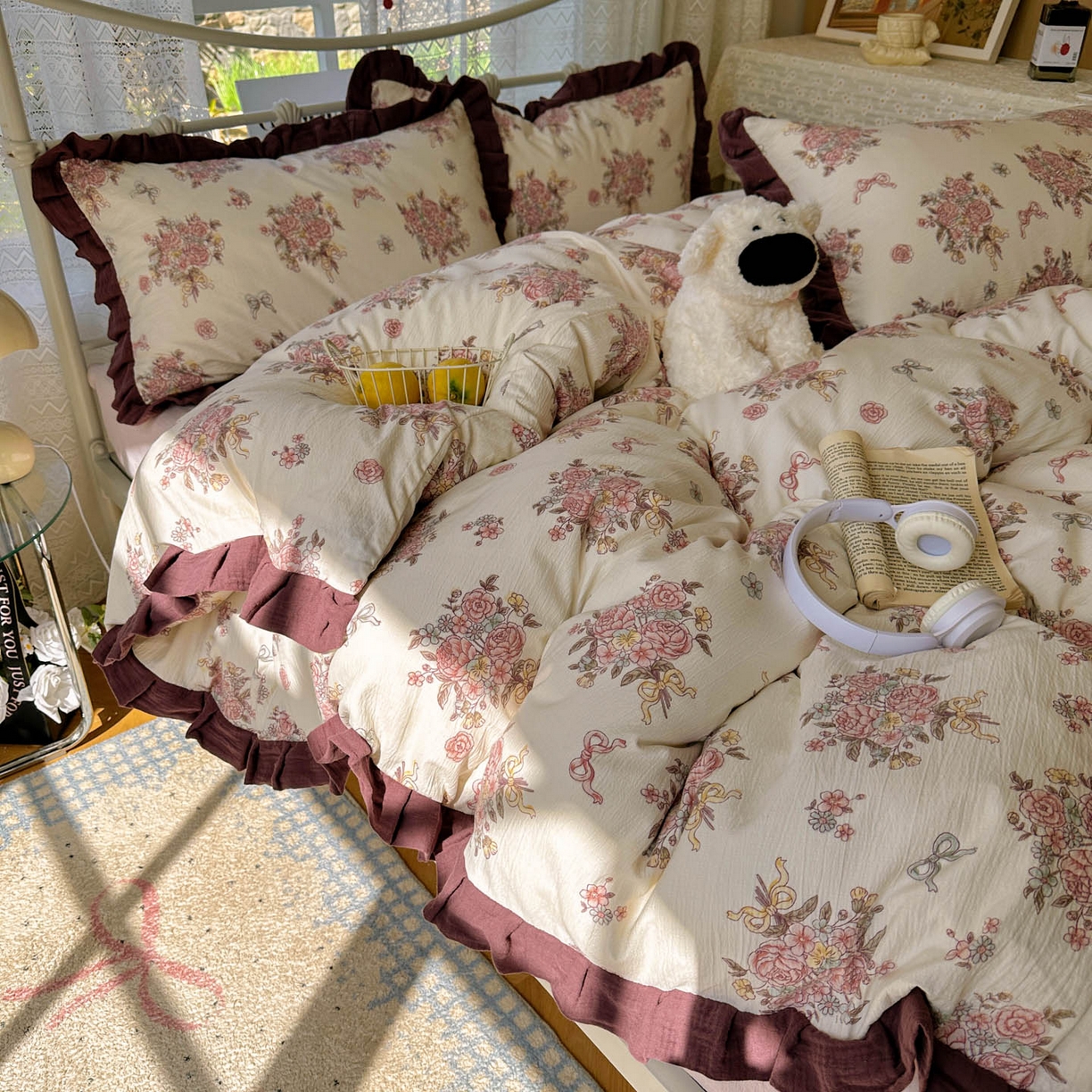 91家纺网 家纺一手货源 找家纺 颜选 2025新款全棉双层纱花边面料木棉四件套 淡雅花笺-全棉花边双层纱