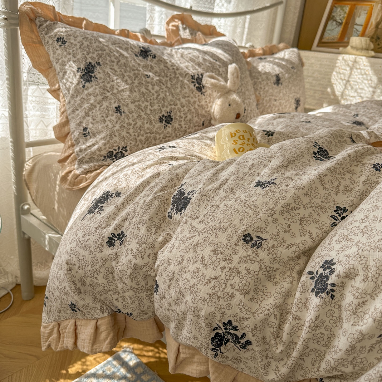 91家纺网 家纺一手货源 找家纺 颜选 2025新款全棉双层纱花边面料木棉四件套 黛锦-全棉花边双层纱