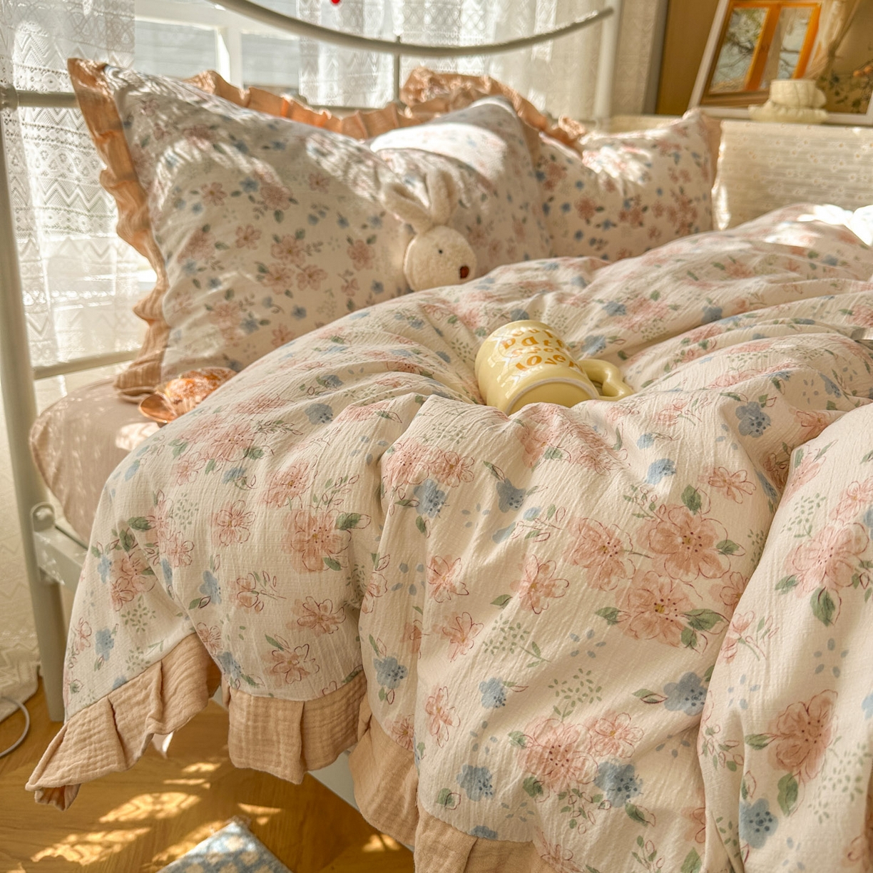 91家纺网 家纺一手货源 找家纺 颜选 2025新款全棉双层纱花边面料木棉四件套 秋叶-全棉花边双层纱